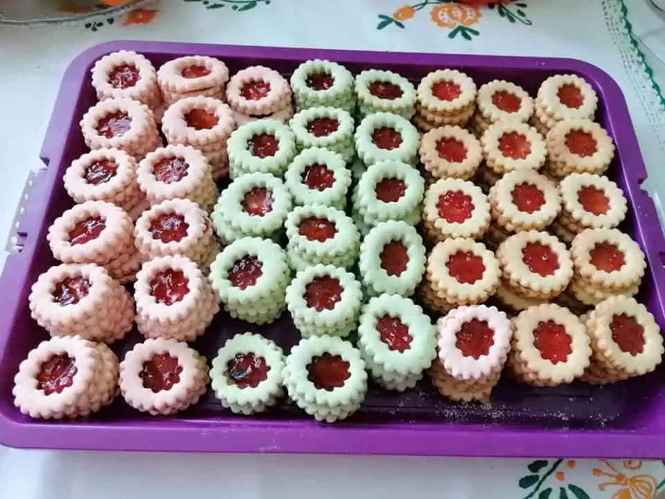 Už ste niekedy skúšali linecké Z PUDINGU? Tie koláčiky vyzerajú ako z cukrárne a chutia božsky!