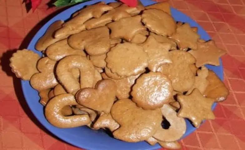 Bez čakania, ihneď mäkké: Moja mama má najlepší recept za MEDOVNÍČKY má moja mama + trik, s ktorým ostanú mäkké!