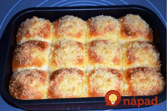 Fantastické Salko buchty, ktoré ani minútu nekysnú: S cestom pracujete hneď, narastú až v rúre!