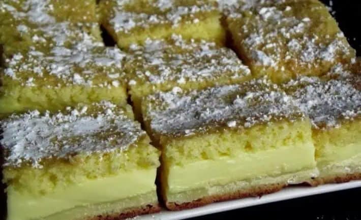 Inteligentný koláčik: Do rúry vložíte jedno cesto a vyberiete dezert s tromi vrstvami!