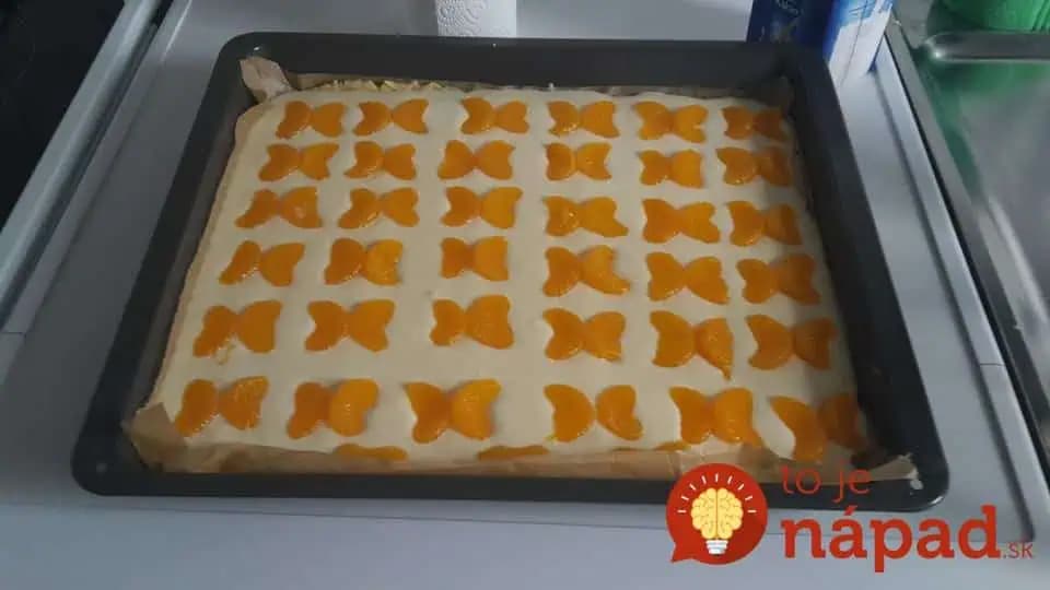 Tvarohový blesk s mandrínkami: Úžasný krémový koláč s mandarínkami za 15 minút!