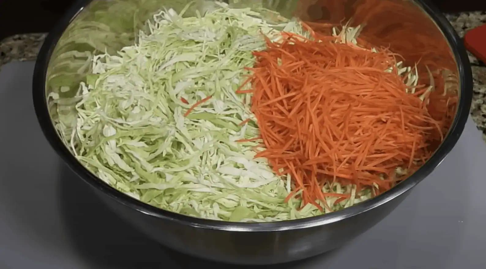 Nevyhadzujte peniaze drahé vitamíny, toto vám dá do poriadku zdravie a roztopí kilá: 17 top šalátov pre dobré trávenie a proti chorobám!