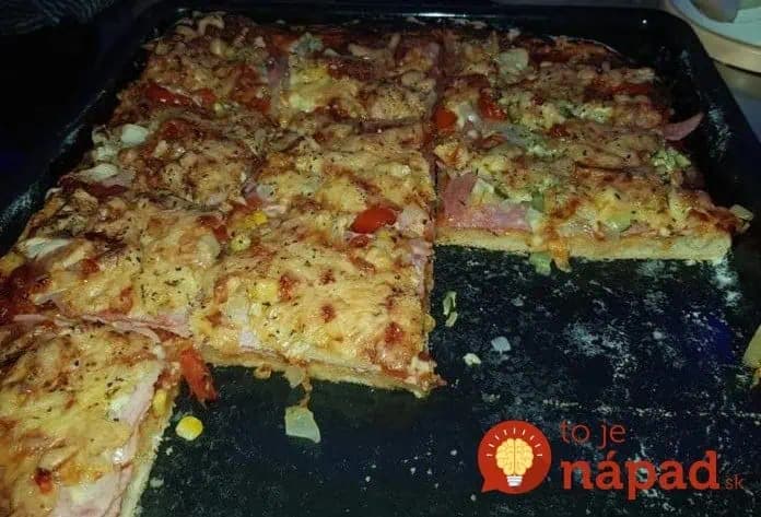 Vykašlite sa na donášku, skúste minútkovú pizzu bez kysnutia: Tak rýchla a výborná, že ju robím aj návštevám namiesto obložených chlebíčkov!
