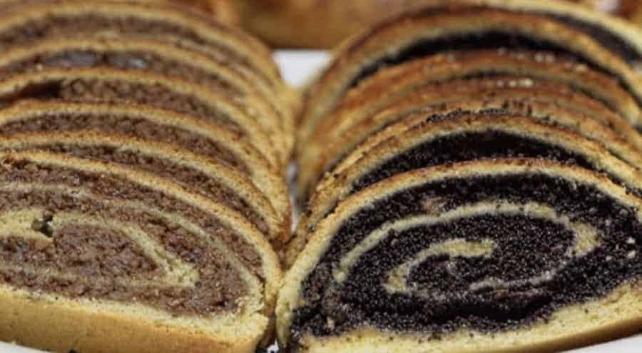 VEĽKONOČNÝ makový a orechový závin, ktorý ani minútu NEKYSNE: Extrémne rýchly a chutný recept!