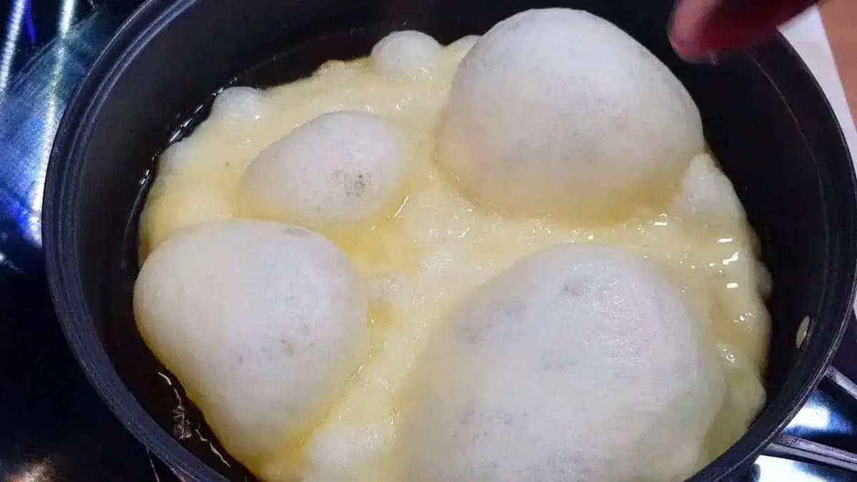 Super recept na langoše, ktoré sú jemné ako dych: PRIDAJTE DO NICH TOTO a budú ako z reštaurácie!