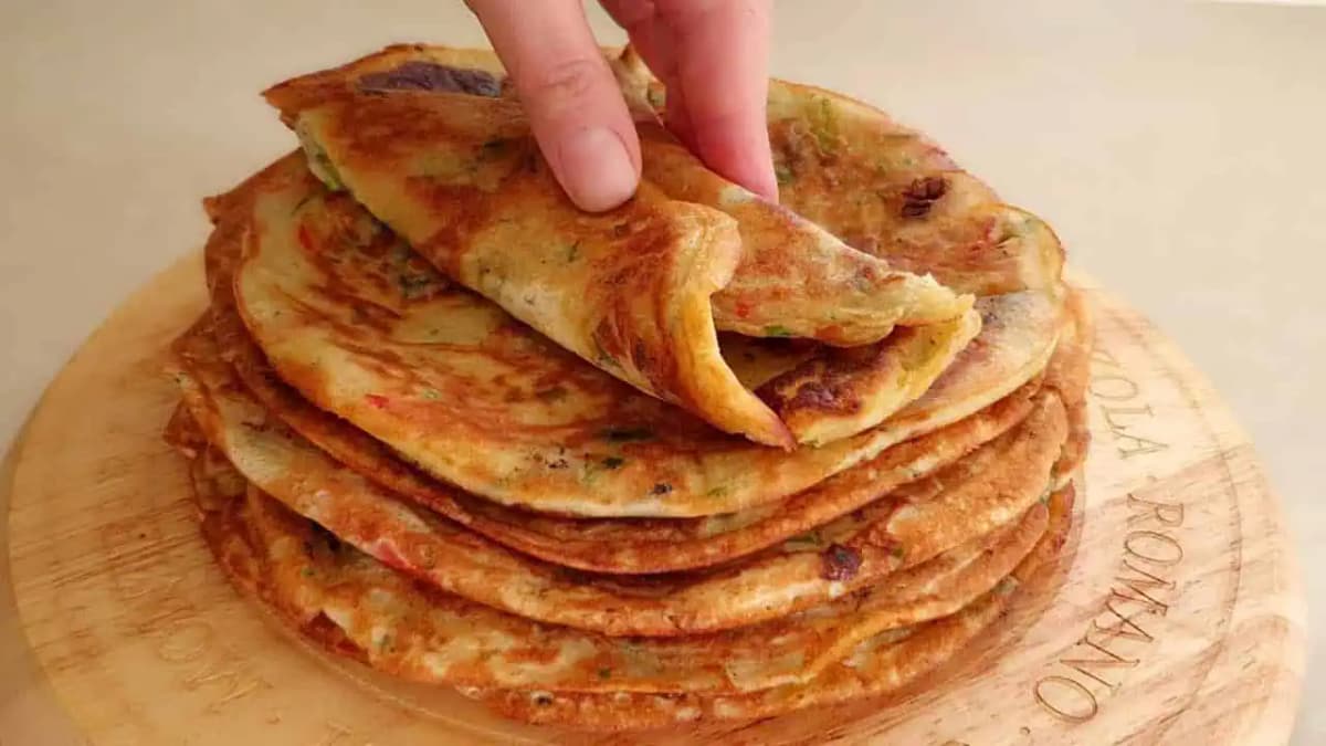 1 zemiak, 2 vajcia, 2 hrnčeky múky a výborná večera je HNEĎ na stole: Ľutujem, že som tento recept nepoznala skôr!