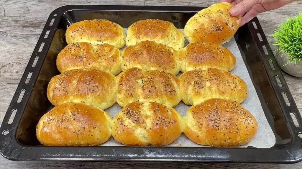 Žemle z obchodu už nekupujem, toto je jednotka: Úžasný taliansky RECEPT na rýchle žemle, vnútri sú samá bublinka!