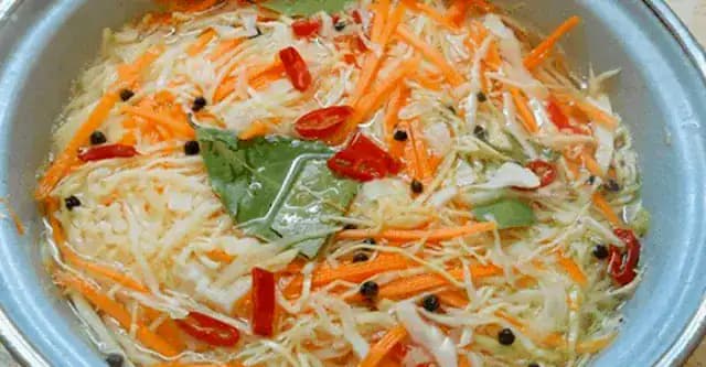 Vitamínová bomba z chladničky: Fantastická marinovaná kapusta – rýchlo hotová, chutná a veľmi zdravá!