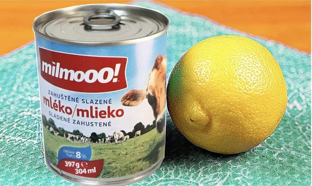 LEN konzerva kondenzovaného mlieka a 1 citrón. Zamiešajte a za pár minút máte KRÉM ako z cukrárne, dávam ho do všetkých dezertov!