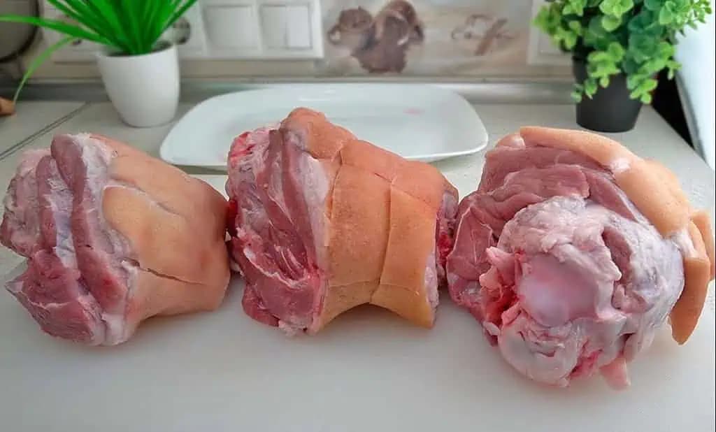 Bravčové koleno takto varí len málokto! Tak chutné, že robím 3 bravčové kolienka naraz!